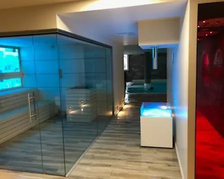 Prive Dans Balneo Aladin Apartment Cauterets
